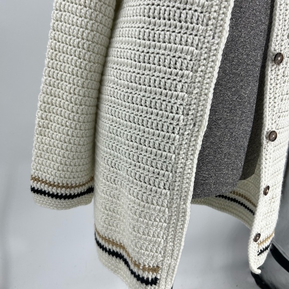 Handmade, crocheted, long length, button front granny cottage, core cardigan M/L - Picture 5 of 8